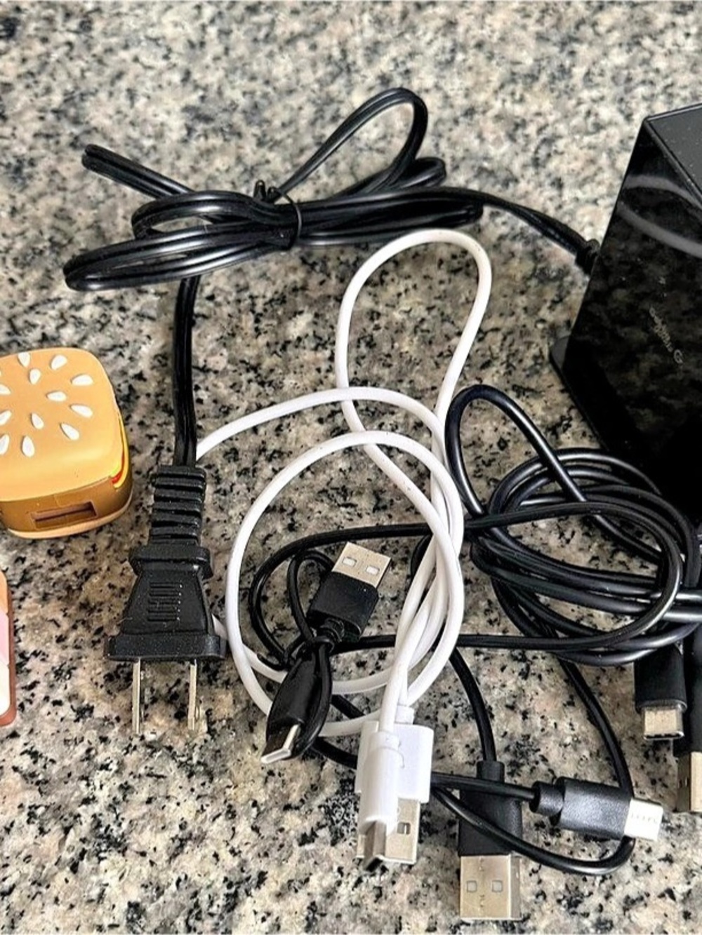 USB Charging Hub with Novelty Food Wall Chargers and Cables Bundle